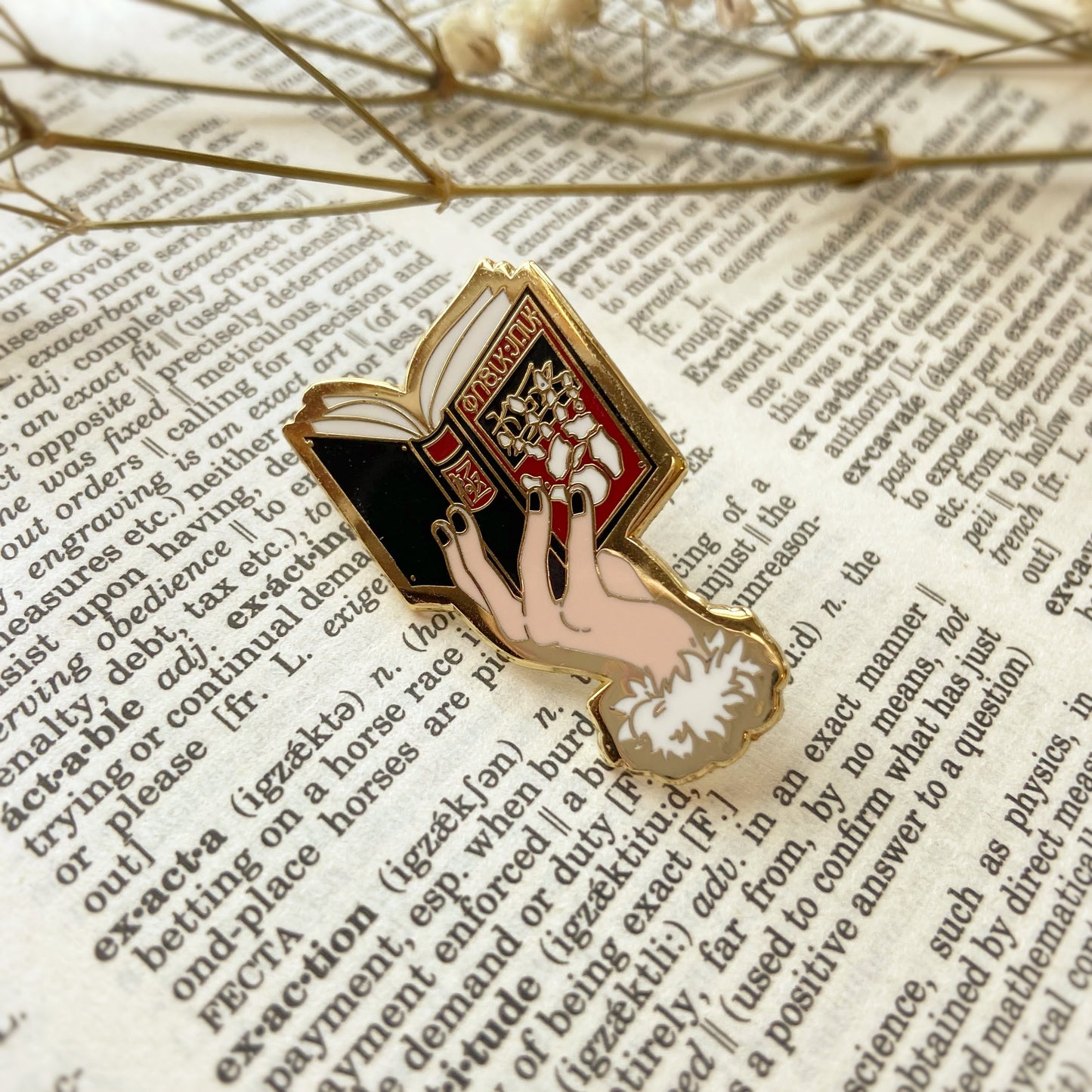 Adultrio Hisoka Chrollo Illumi Hand Filler Gold Enamel Pins